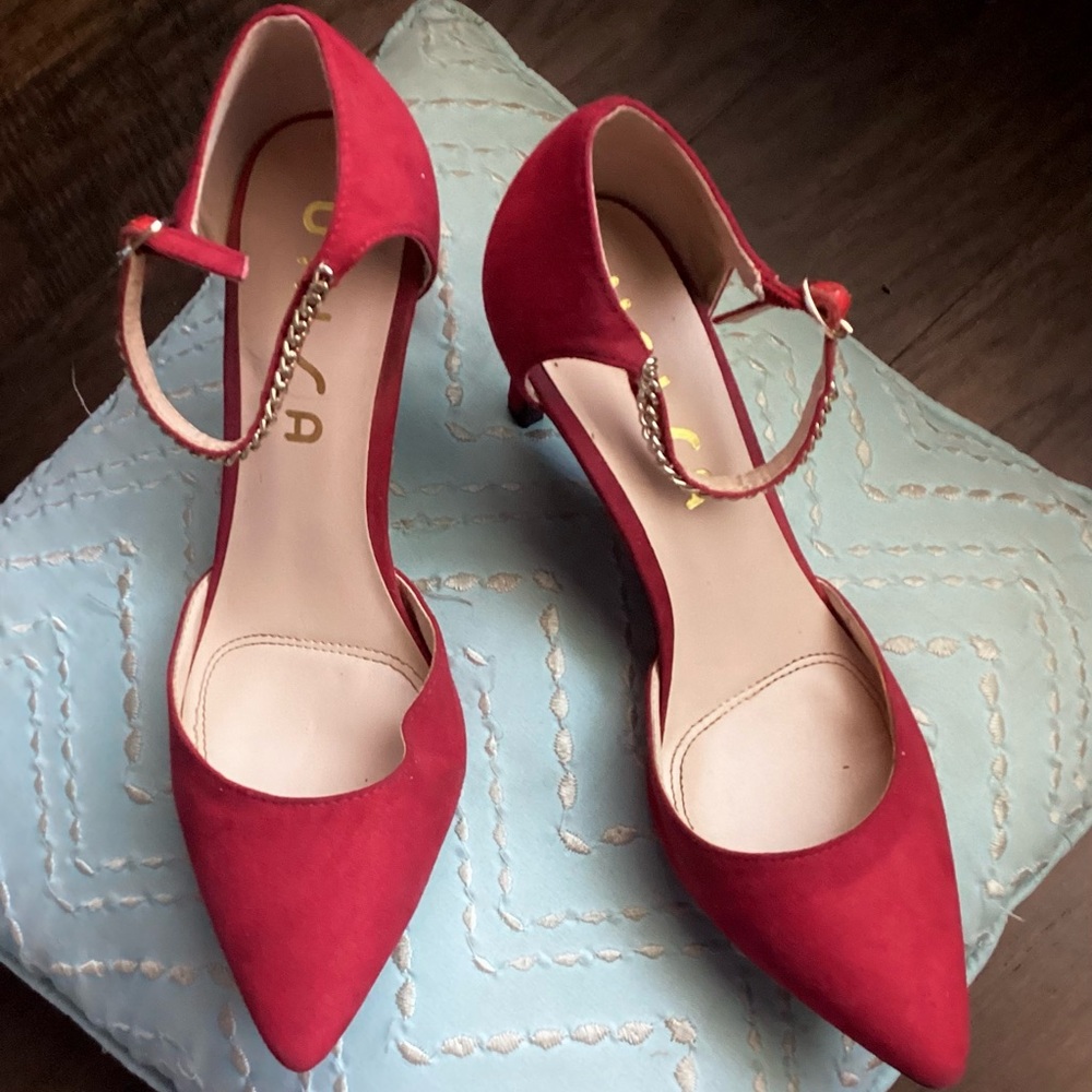 Unisa Red Pointed-Toe Ankle Strap Pumps with Chain Detail